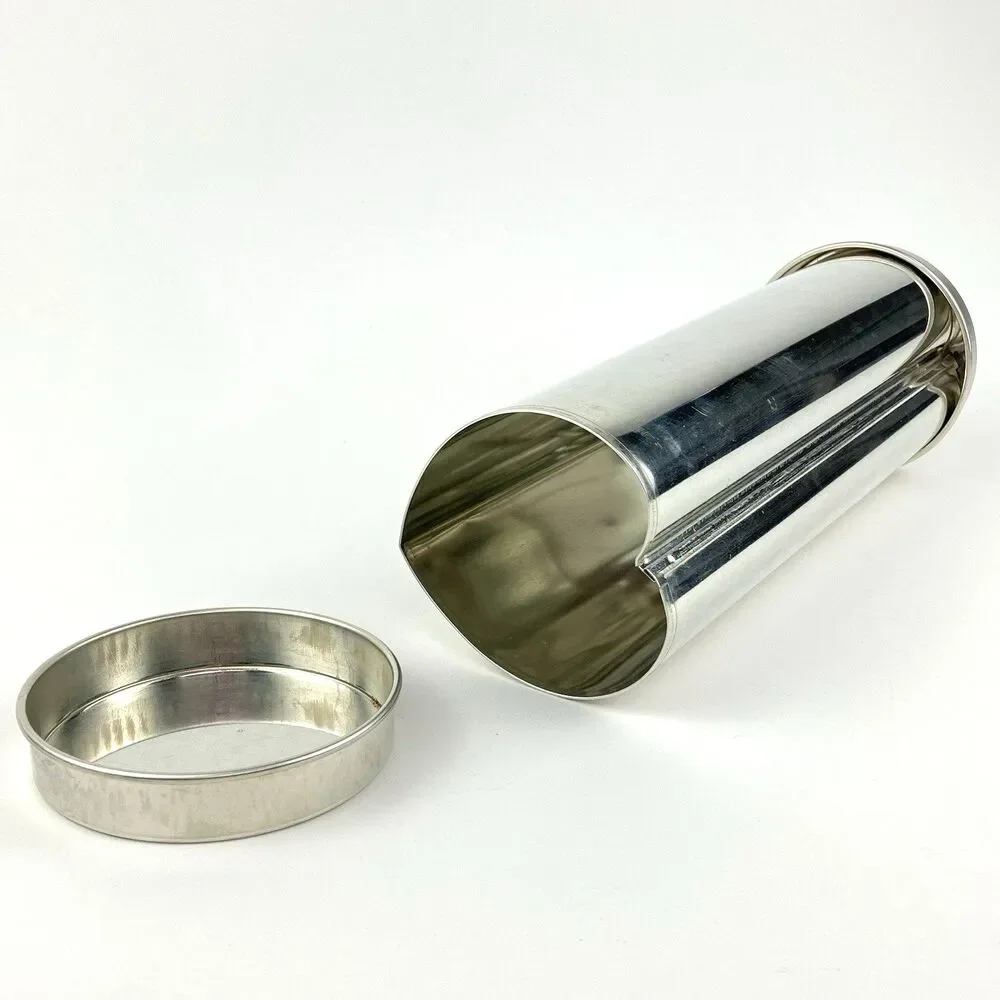 The Pampered Chef Heart Shaped Bread Tube 9